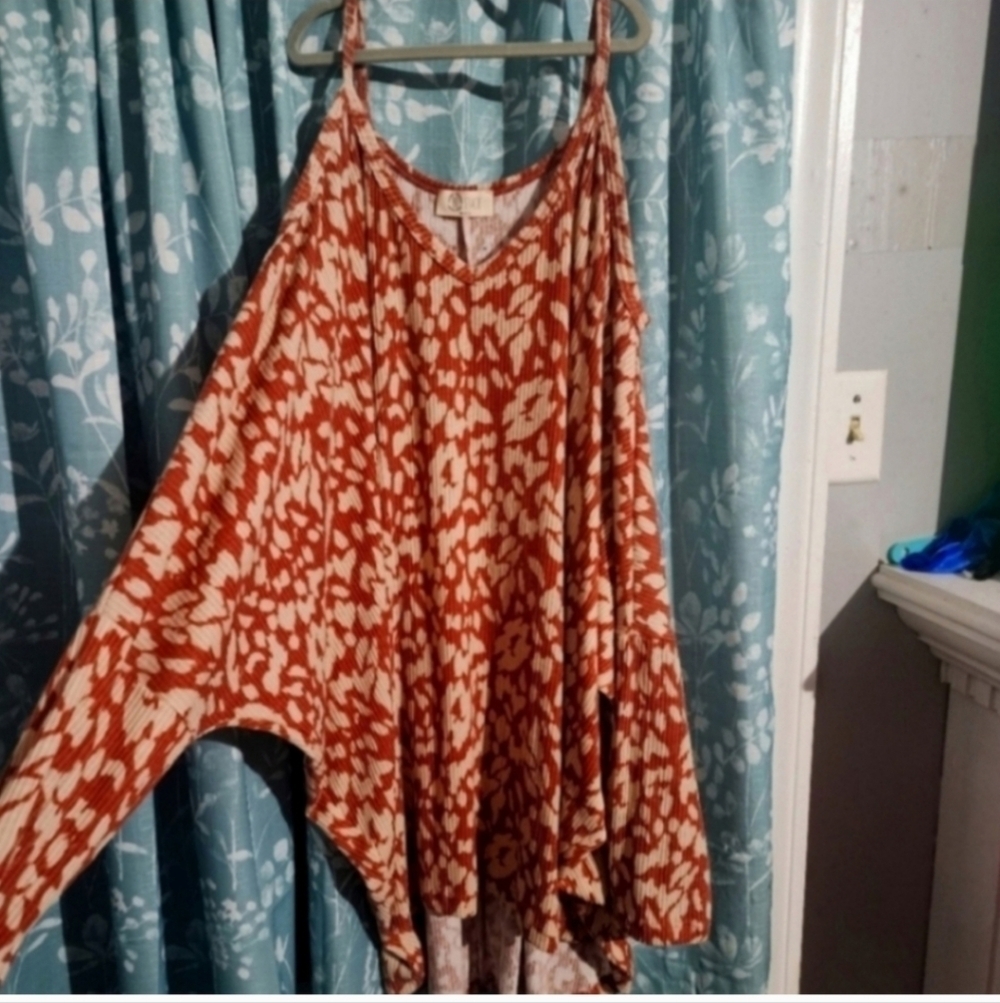 Boutique 1x leapord open shoulder sweater